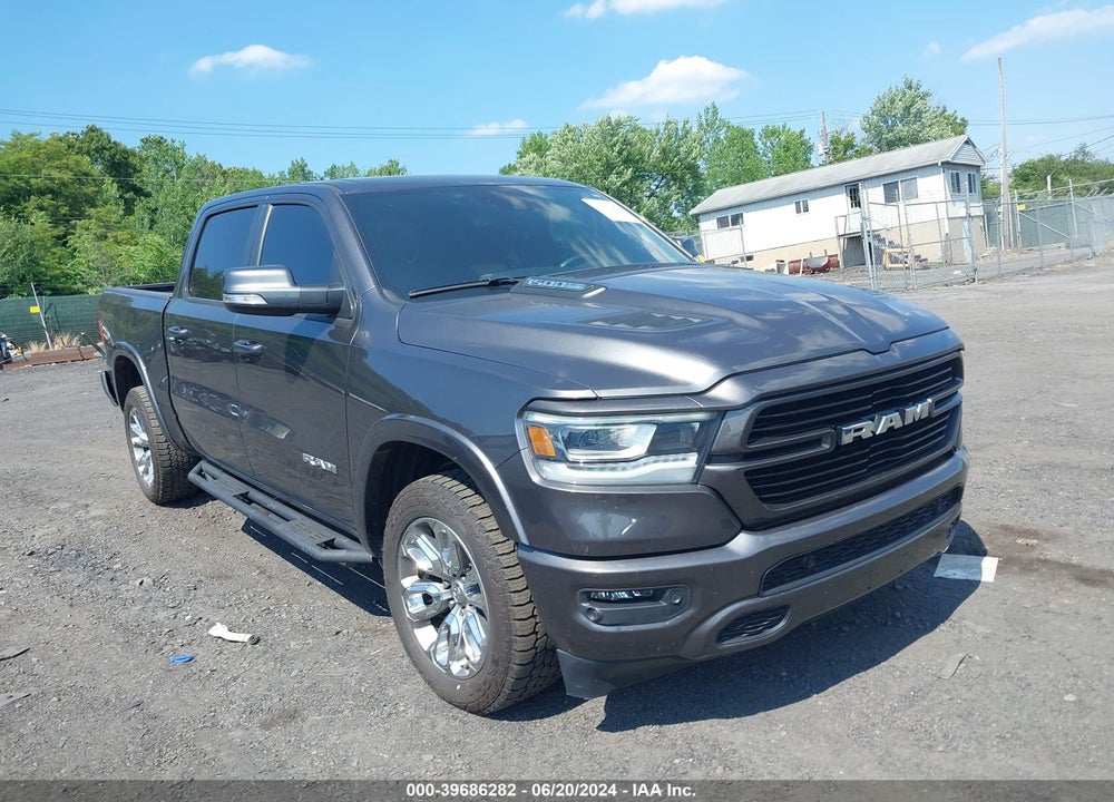 2021 RAM 1500 LAIE  4X4 5'7 BOX VIN: 1C6SRFJTXMN735420