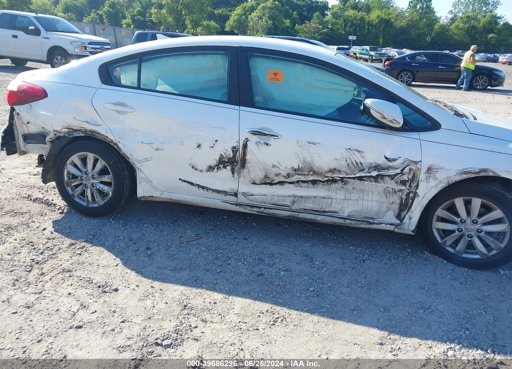 2016 KIA FORTE LX VIN: KNAFX4A63G5612672