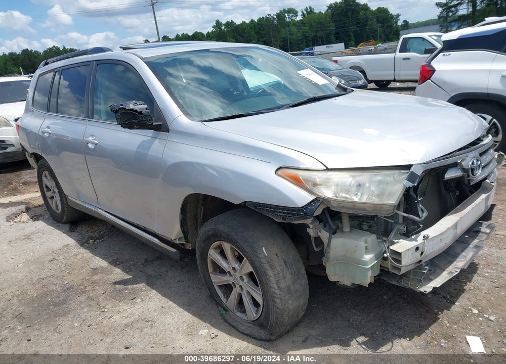 2013 TOYOTA HIGHLANDER SE V6 VIN: 5TDBK3EH2DS273401