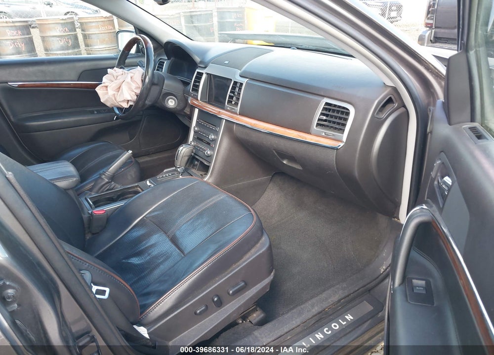 2011 LINCOLN MKZ HYBRID VIN: 3LNDL2L35BR763589