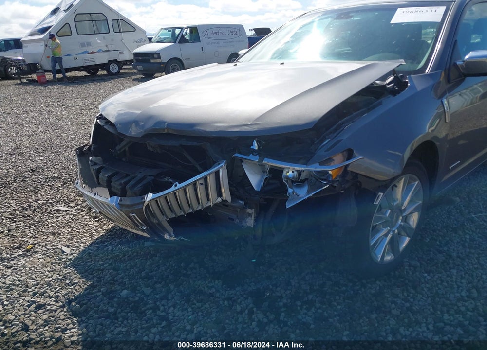 2011 LINCOLN MKZ HYBRID VIN: 3LNDL2L35BR763589
