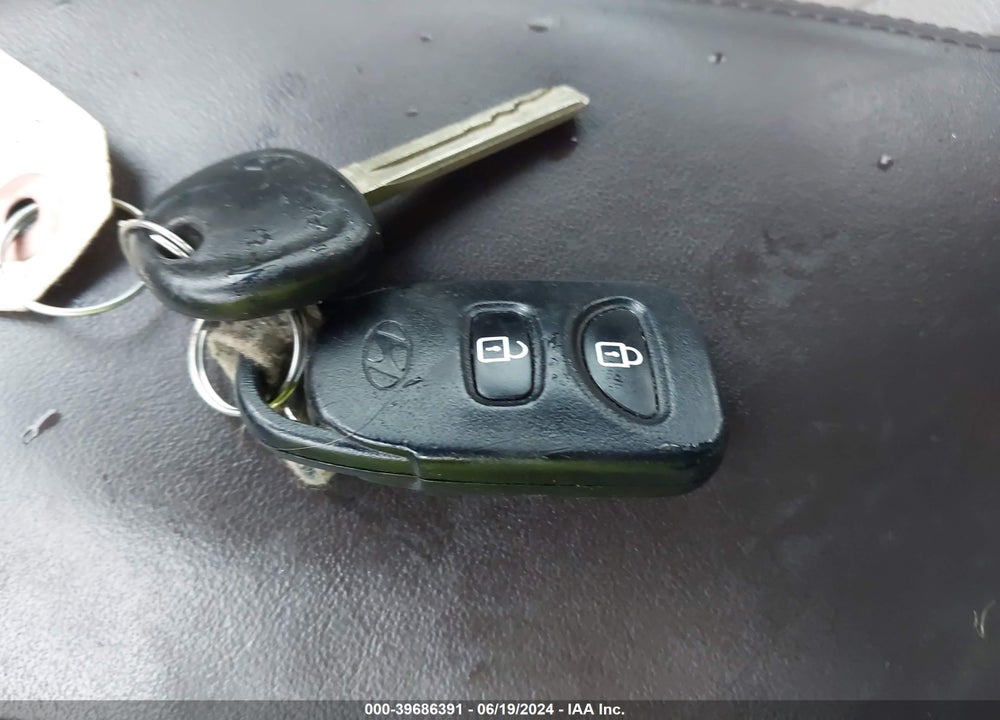 2015 HYUNDAI TUCSON SE VIN: KM8JU3AG1FU056919