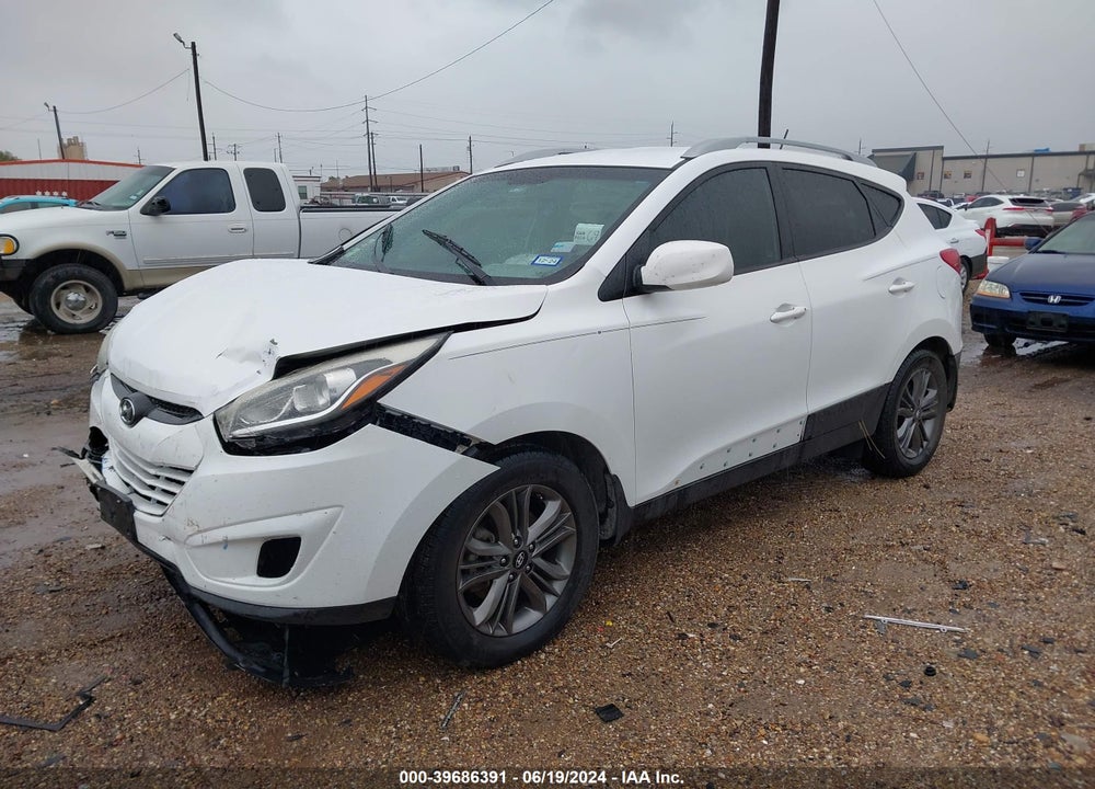 2015 HYUNDAI TUCSON SE VIN: KM8JU3AG1FU056919