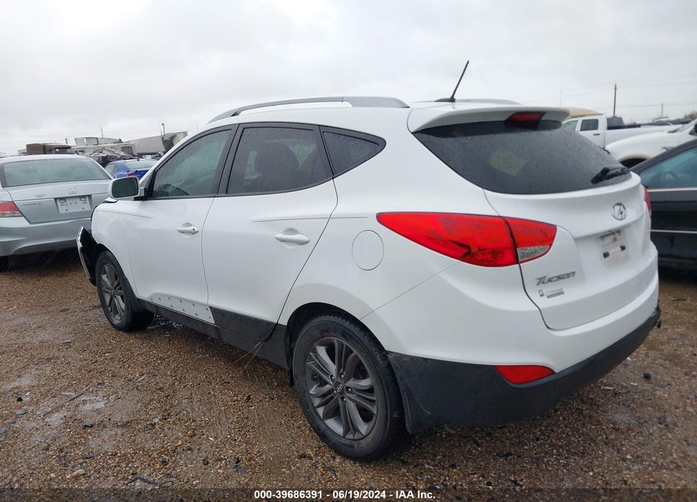 2015 HYUNDAI TUCSON SE VIN: KM8JU3AG1FU056919