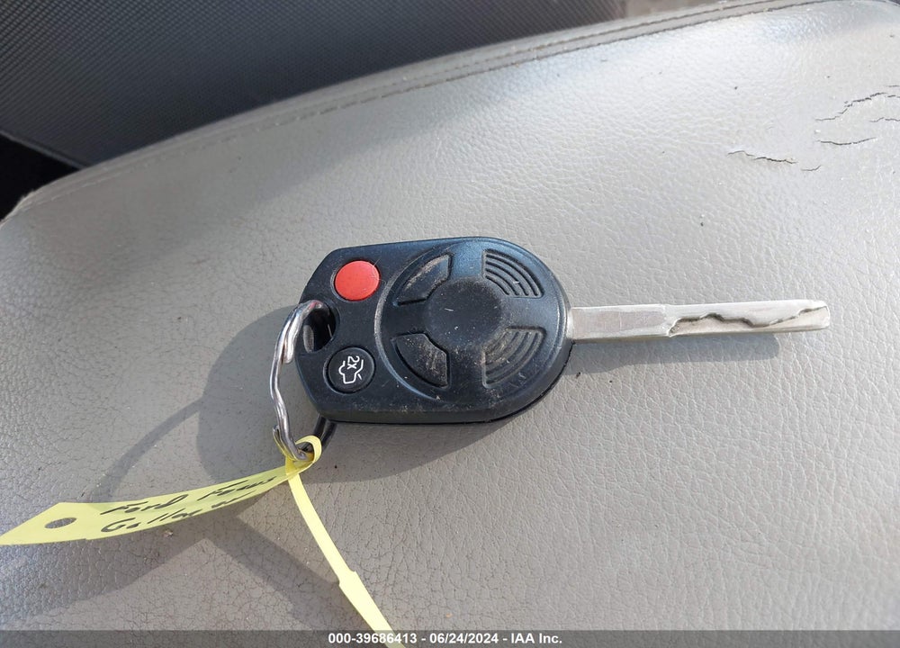 2013 FORD FOCUS SE VIN: 1FADP3F24DL288915