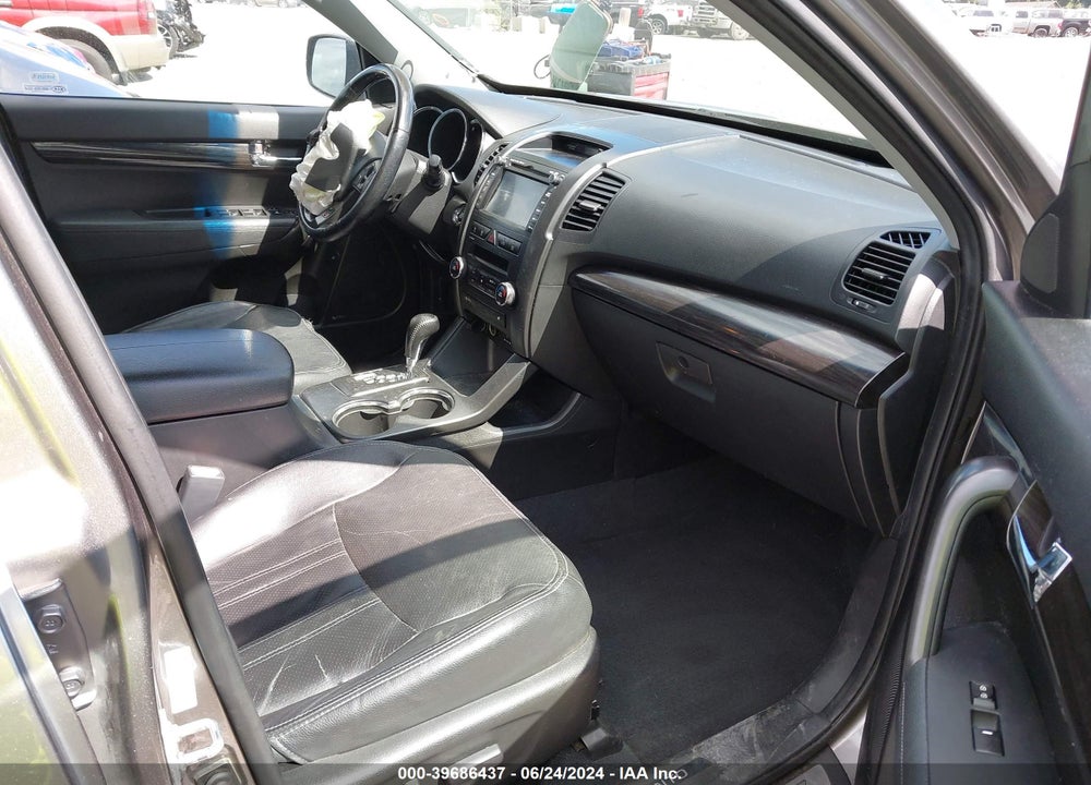 2012 KIA SORENTO SX V6 VIN: 5XYKWDA20CG209543