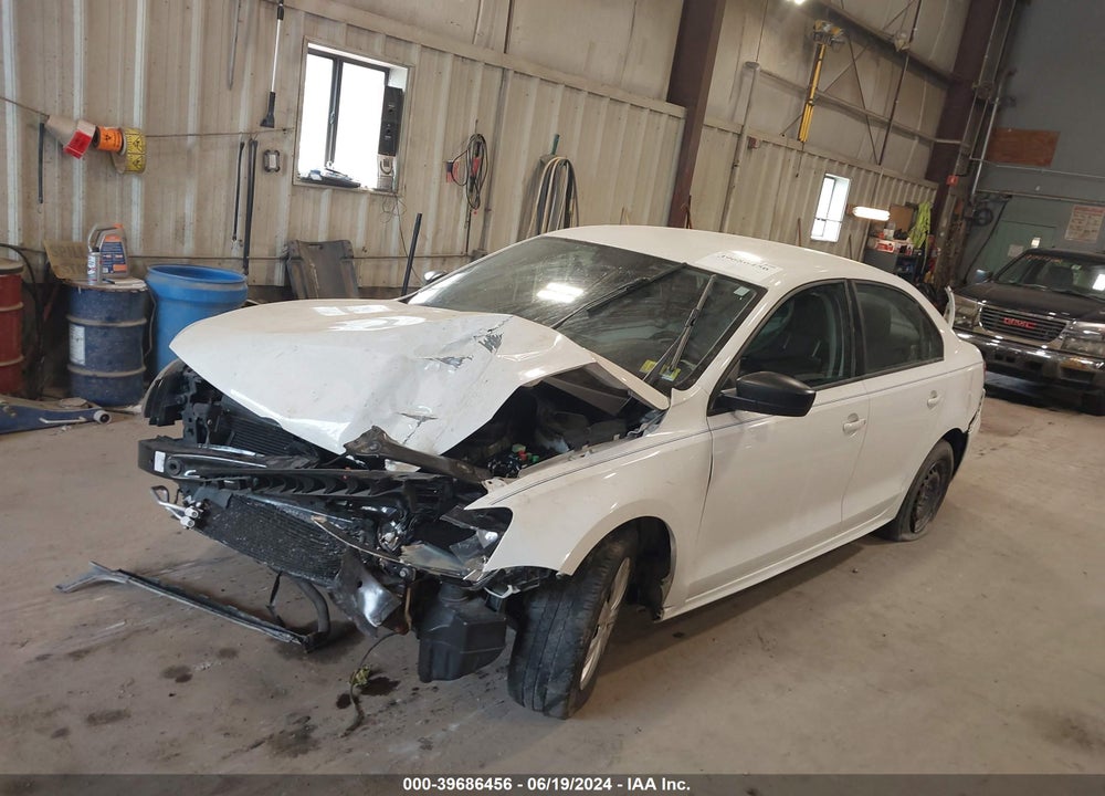 2013 VOLKSWAGEN JETTA 2.0L S VIN: 3VW2K7AJ5DM382173