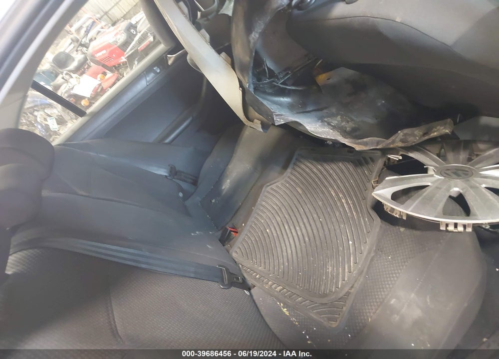 2013 VOLKSWAGEN JETTA 2.0L S VIN: 3VW2K7AJ5DM382173