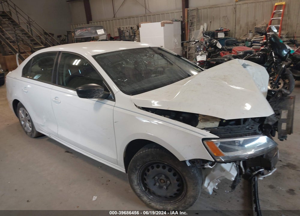 2013 VOLKSWAGEN JETTA 2.0L S VIN: 3VW2K7AJ5DM382173