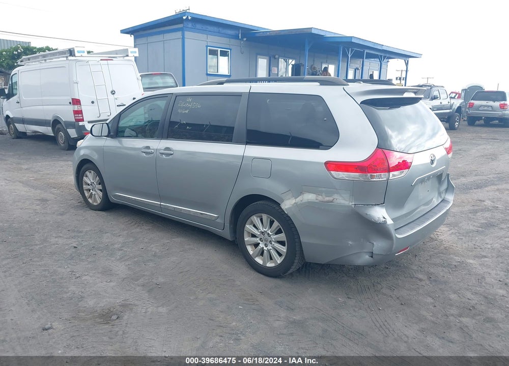 2013 TOYOTA SIENNA LE 7 PASSENGER VIN: 5TDJK3DC5DS063229