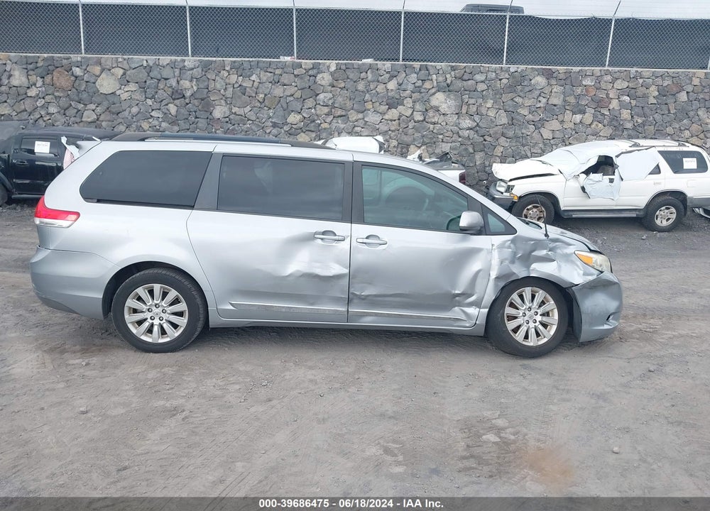 2013 TOYOTA SIENNA LE 7 PASSENGER VIN: 5TDJK3DC5DS063229