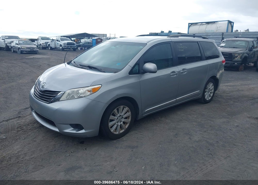 2013 TOYOTA SIENNA LE 7 PASSENGER VIN: 5TDJK3DC5DS063229