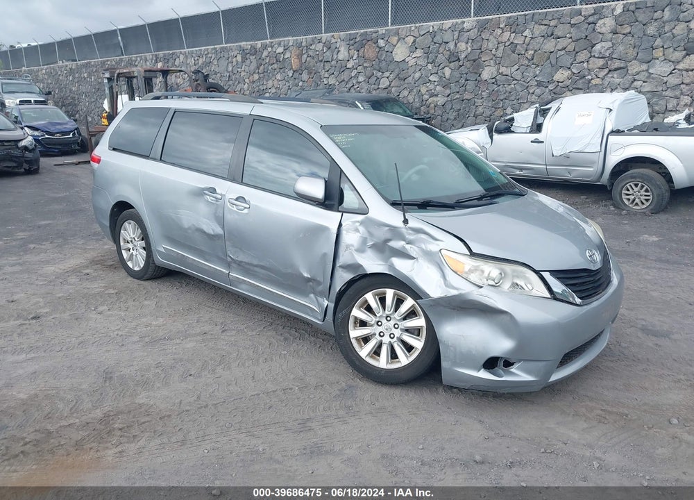 2013 TOYOTA SIENNA LE 7 PASSENGER VIN: 5TDJK3DC5DS063229