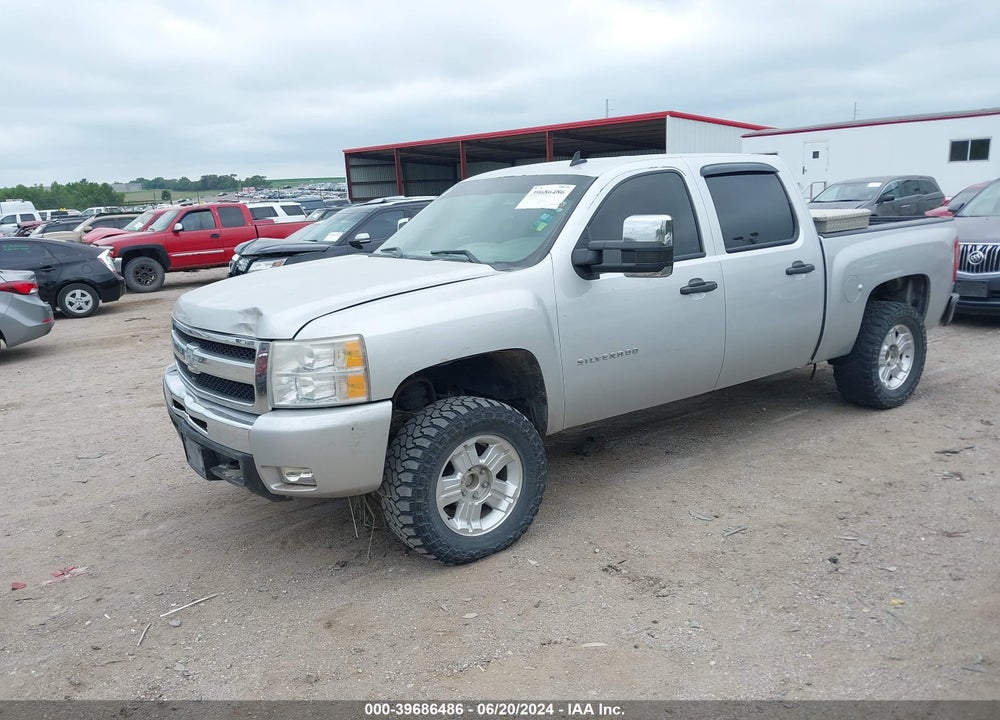 2011 CHEVROLET SILVERADO 1500 LT VIN: 3GCPKSE39BG376007