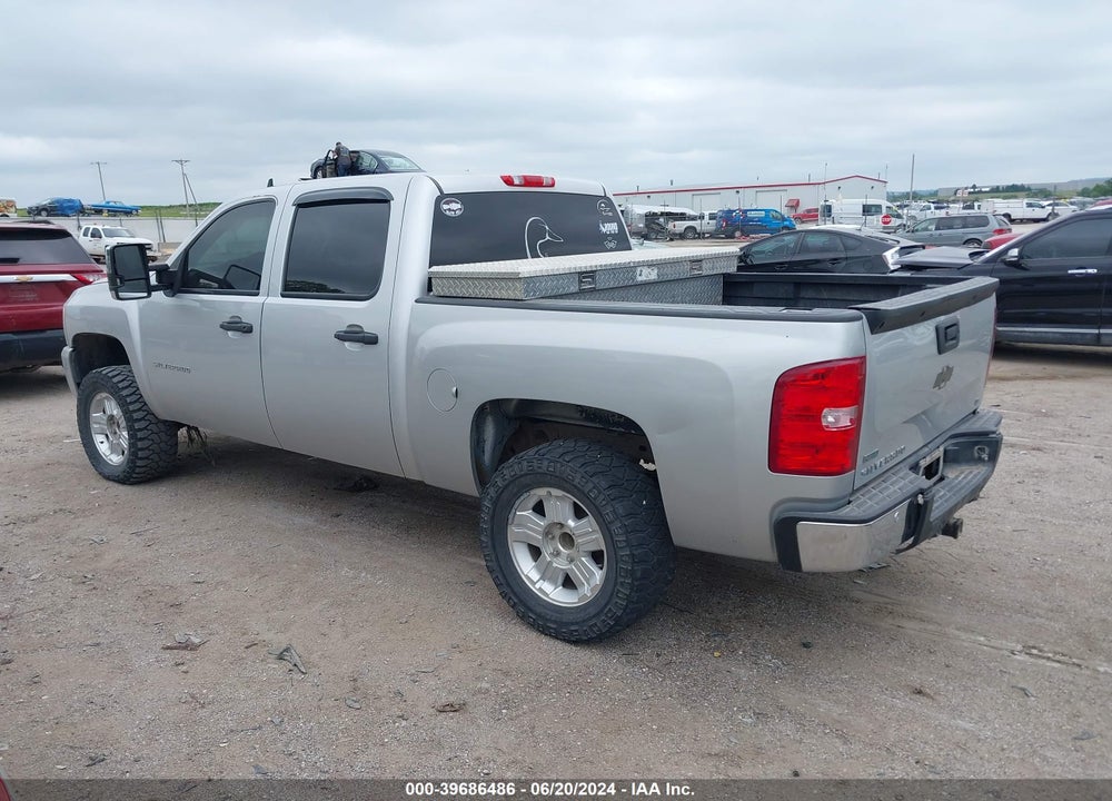 2011 CHEVROLET SILVERADO 1500 LT VIN: 3GCPKSE39BG376007