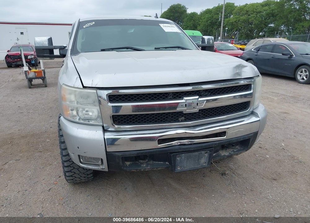 2011 CHEVROLET SILVERADO 1500 LT VIN: 3GCPKSE39BG376007
