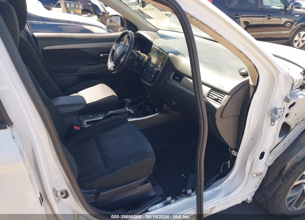 2017 MITSUBISHI OUTLANDER SE VIN: JA4AD3A3XHZ044348