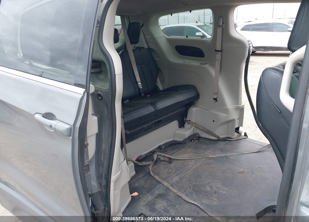 2022 CHRYSLER PACIFICA TOURING L VIN: 2C4RC1BG1NR173327