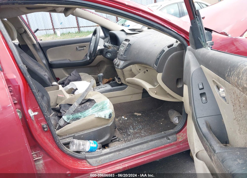 2010 HYUNDAI ELANTRA GLS VIN: KMHDU4AD3AU083895