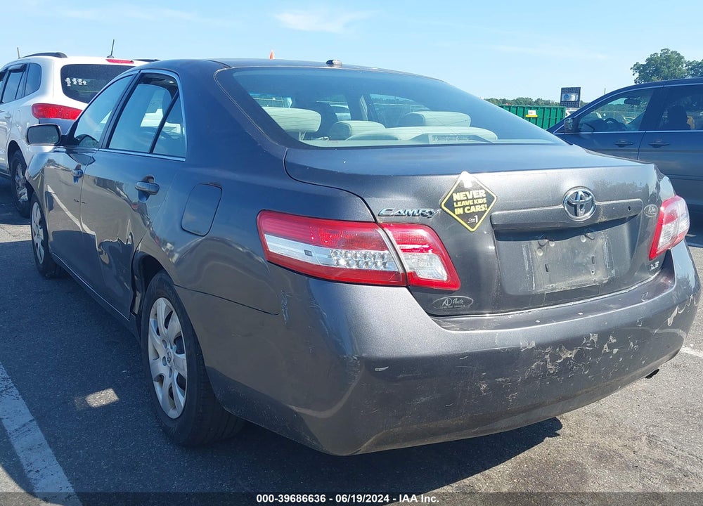 2010 TOYOTA CAMRY LE VIN: 4T4BF3EK2AR001701