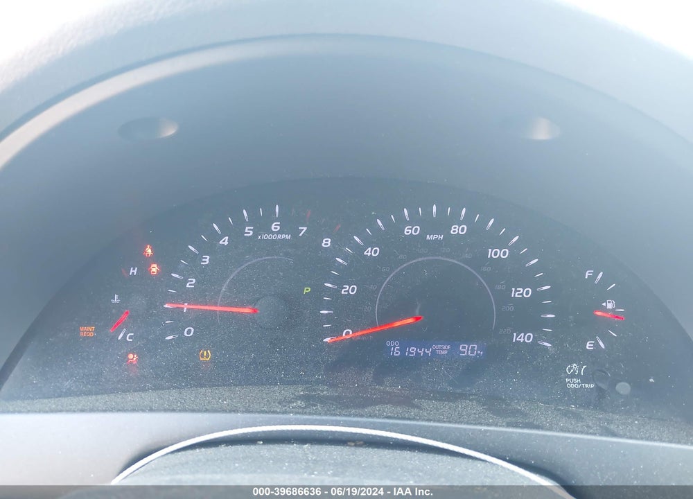 2010 TOYOTA CAMRY LE VIN: 4T4BF3EK2AR001701