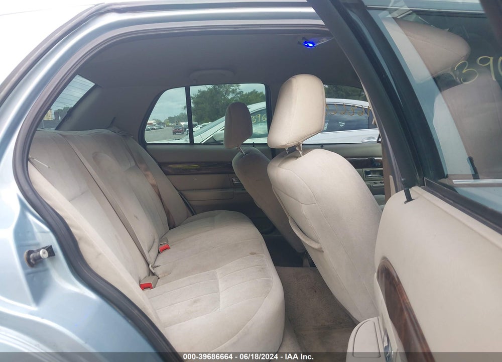 2008 MERCURY GRAND MARQUIS GS VIN: 2MEFM74V98X618409