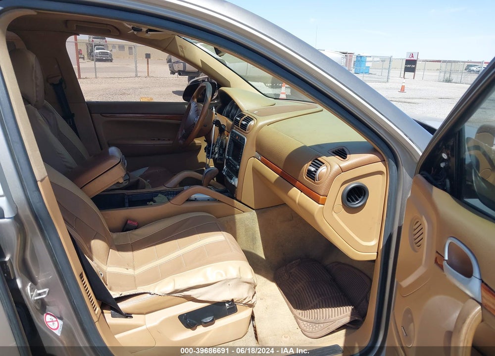 2003 PORSCHE CAYENNE S VIN: WP1AB29P43LA60360