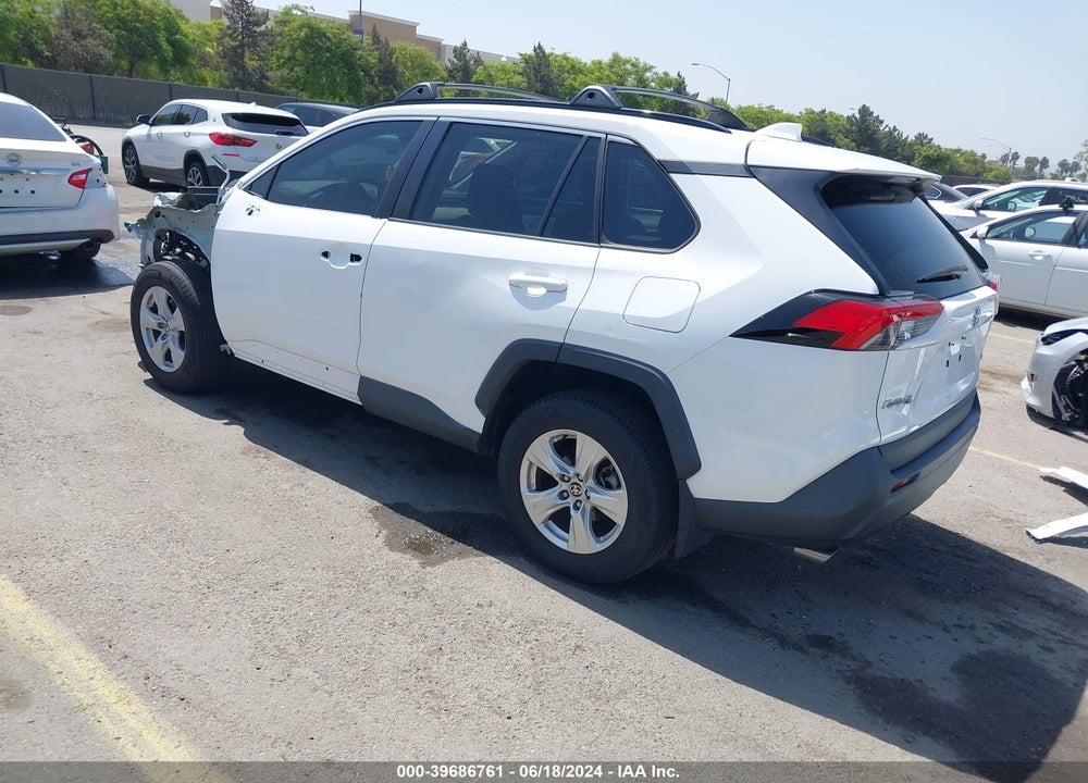2021 TOYOTA RAV4 XLE VIN: 2T3W1RFV5MC114142