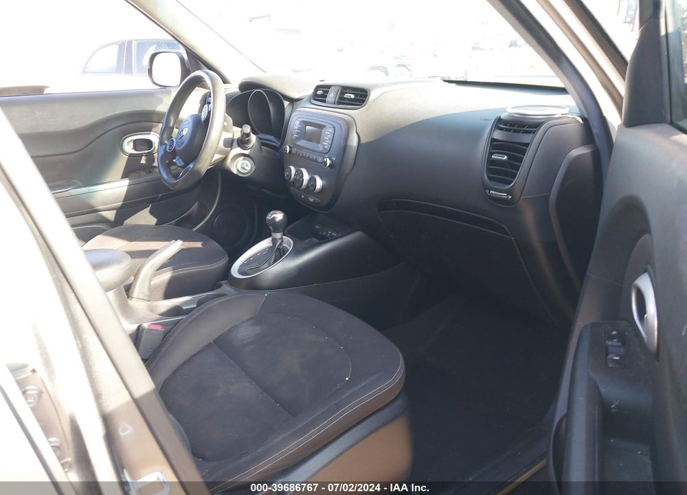 2015 KIA SOUL VIN: KNDJN2A29F7210923