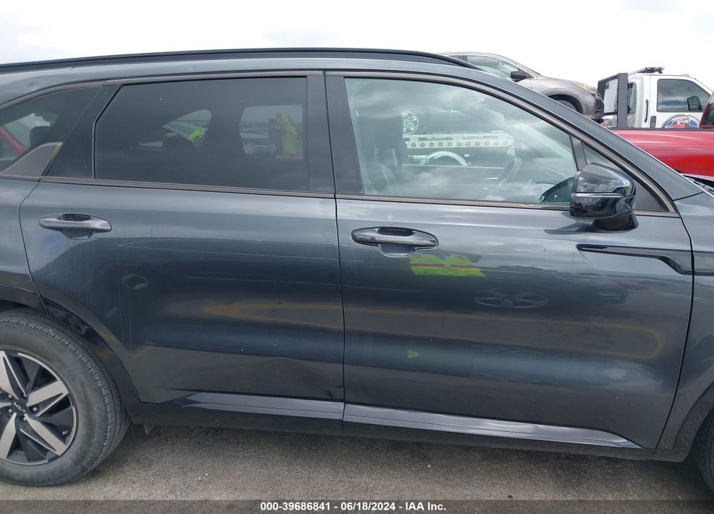 2023 KIA SORENTO EX VIN: 5XYRH4LF6PG167376