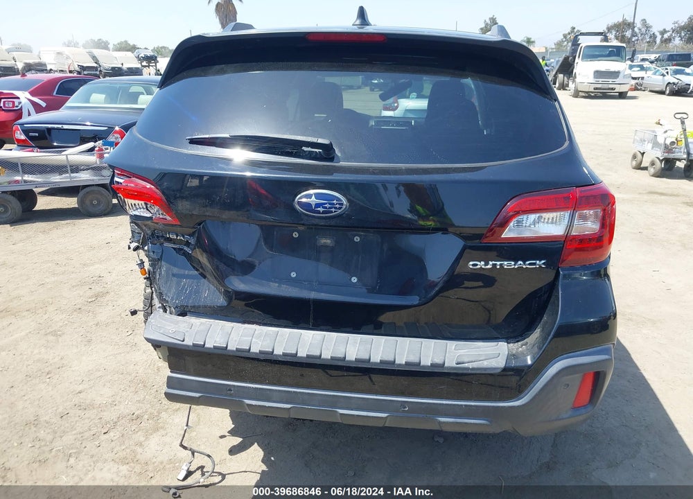 2018 SUBARU OUTBACK 2.5I TOURING VIN: 4S4BSATC5J3303365