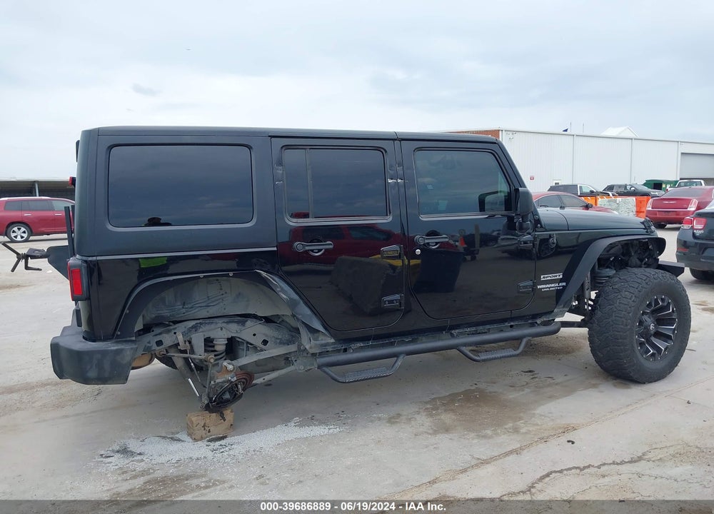 2016 JEEP WRANGLER UNLIMITED SPORT VIN: 1C4HJWDG5GL196584