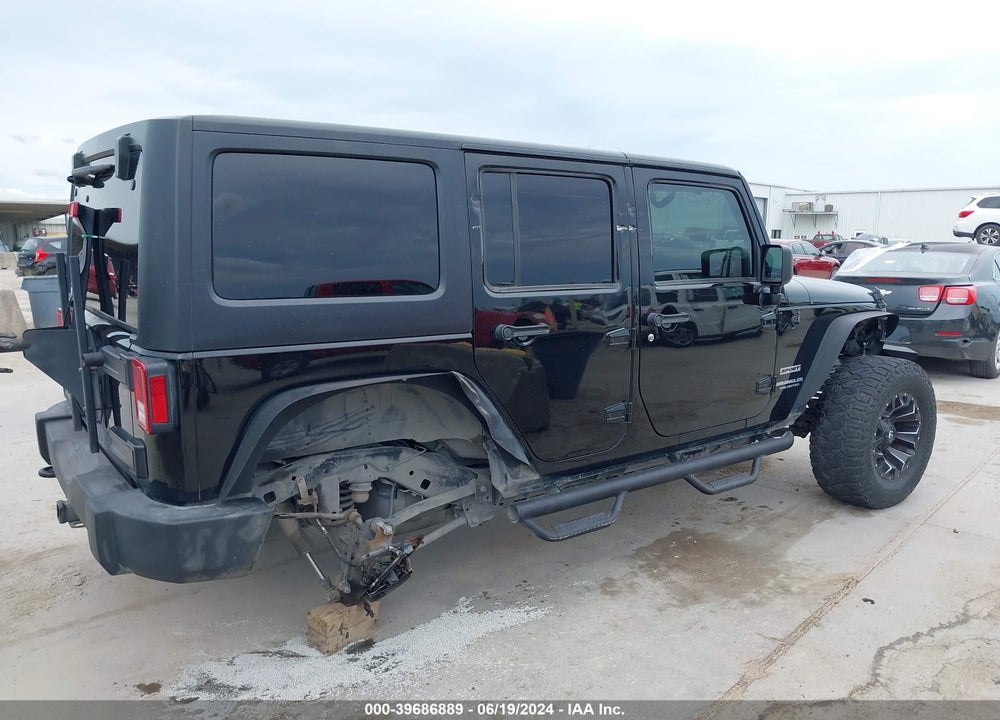 2016 JEEP WRANGLER UNLIMITED SPORT VIN: 1C4HJWDG5GL196584