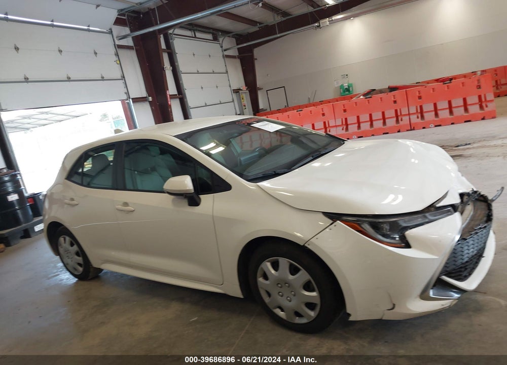 2021 TOYOTA COROLLA XSE VIN: JTNA4MBE9M3109985