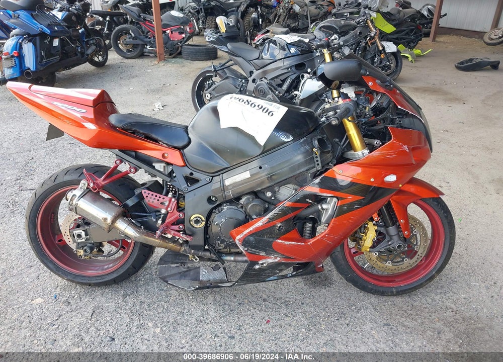 2004 SUZUKI GSX-R1000 VIN: JS1GT75A442107069