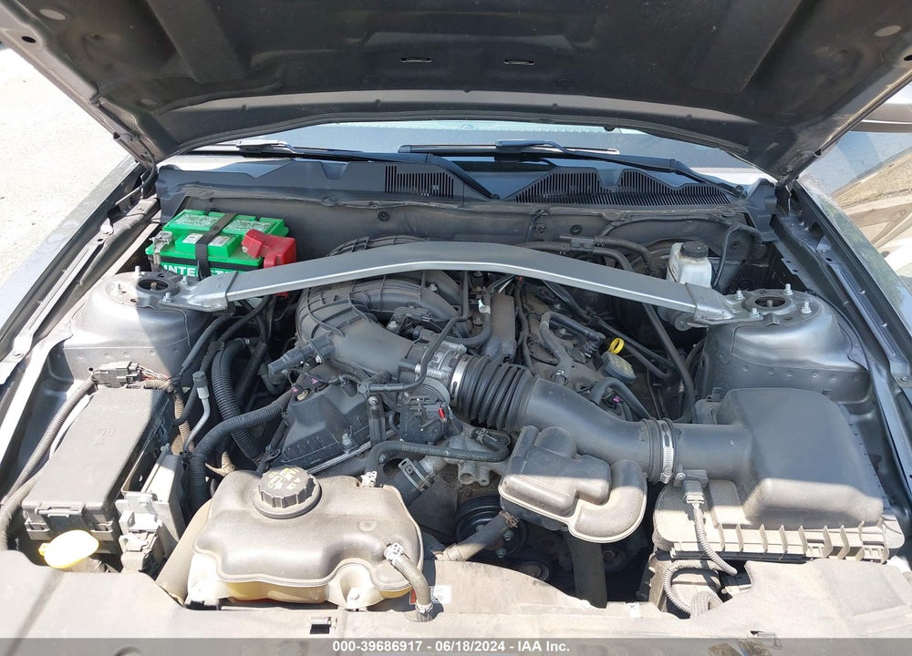 2014 FORD MUSTANG V6 PREMIUM VIN: 1ZVBP8EM4E5202264