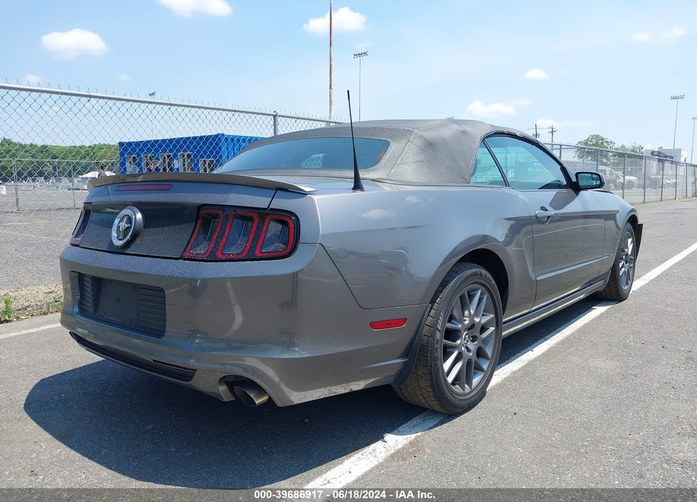 2014 FORD MUSTANG V6 PREMIUM VIN: 1ZVBP8EM4E5202264