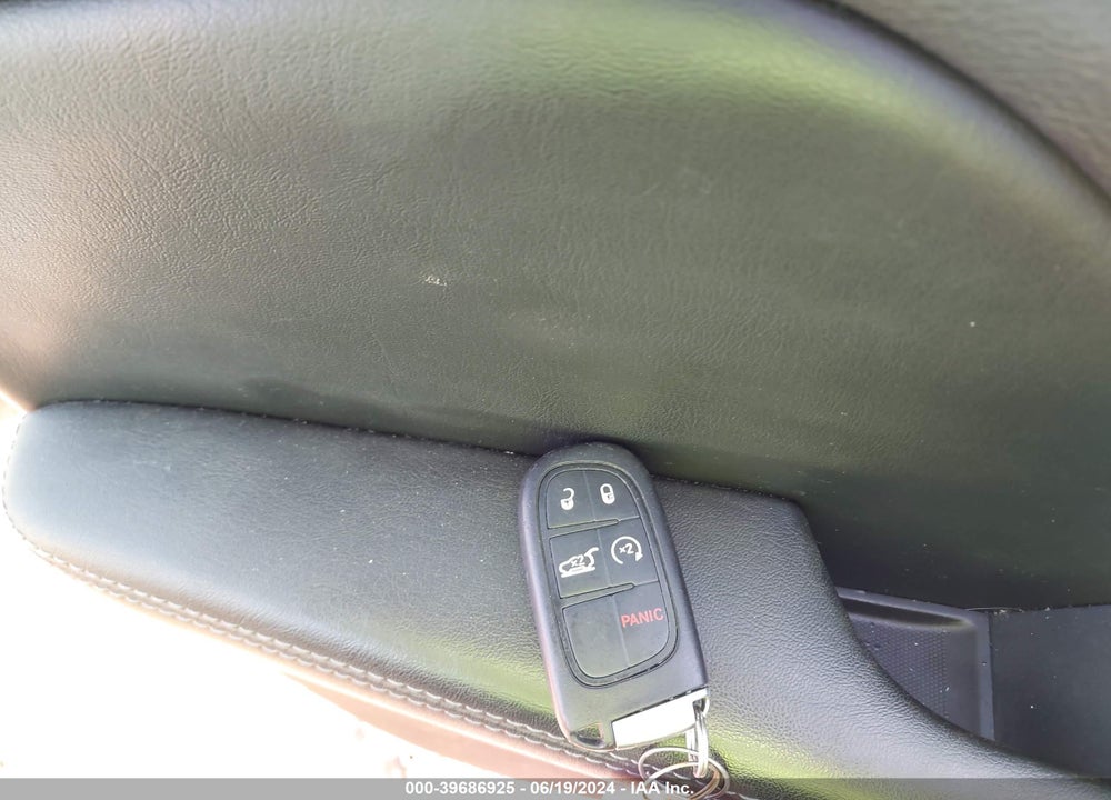 2019 JEEP CHEROKEE LATITUDE PLUS FWD VIN: 1C4PJLLB3KD223140