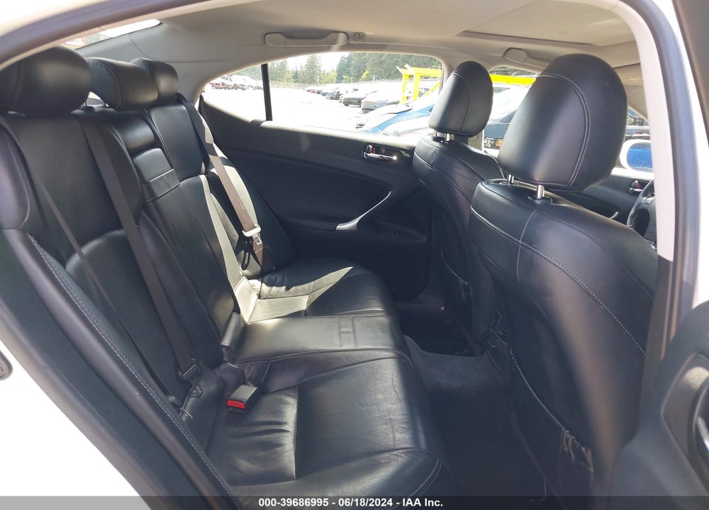 2009 LEXUS IS 250 VIN: JTHBK262X95088092