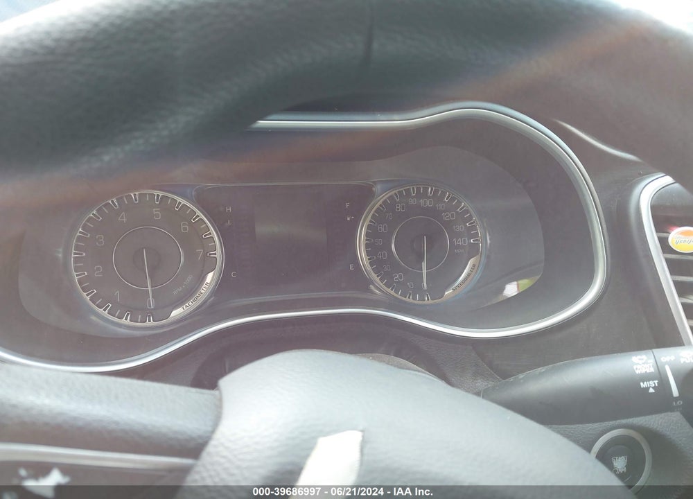 2015 CHRYSLER 200 LIMITED VIN: 1C3CCCAB5FN713997