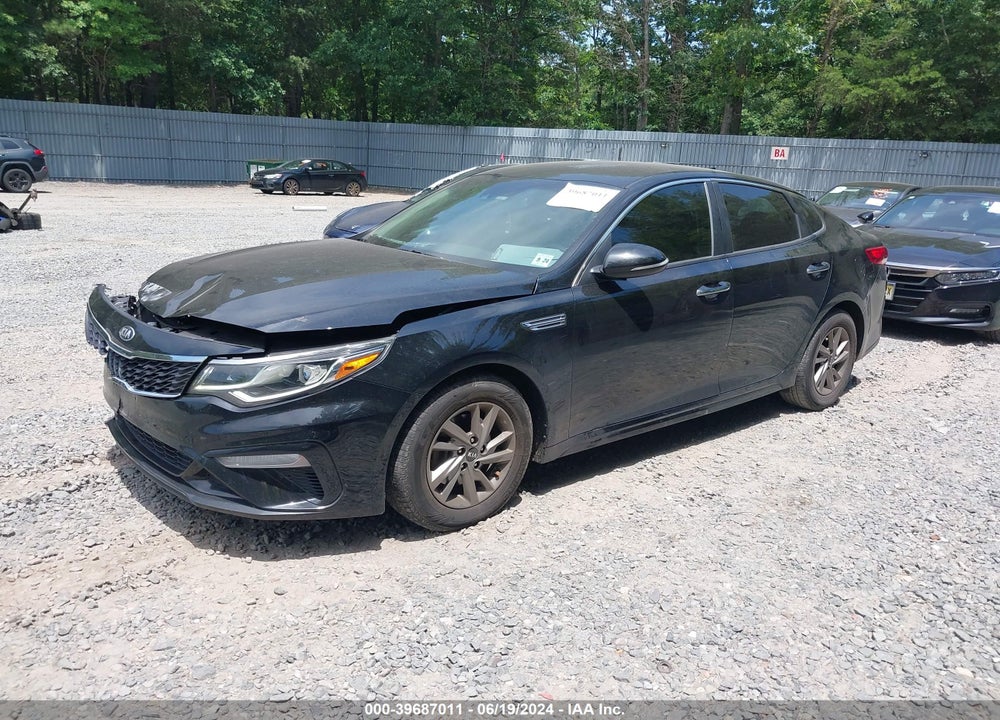 2019 KIA OPTIMA LX VIN: 5XXGT4L35KG316370
