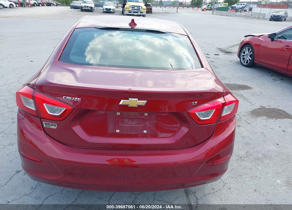 2019 CHEVROLET CRUZE LT VIN: 1G1BE5SM3K7142076