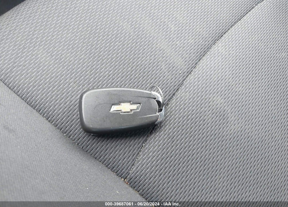 2019 CHEVROLET CRUZE LT VIN: 1G1BE5SM3K7142076