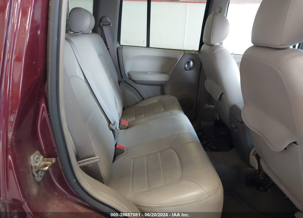 2002 JEEP LIBERTY LIMITED EDITION VIN: 1J8GL58K22W283745