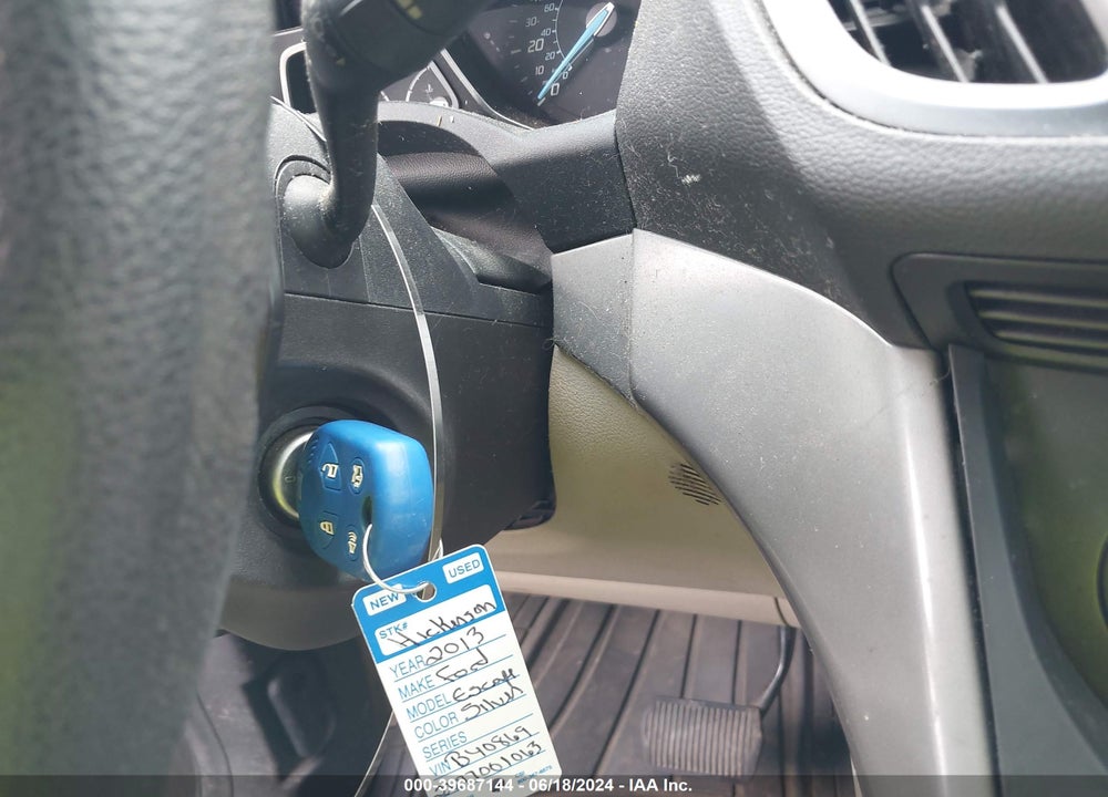 2013 FORD ESCAPE SE VIN: 1FMCU0GX0DUB40869