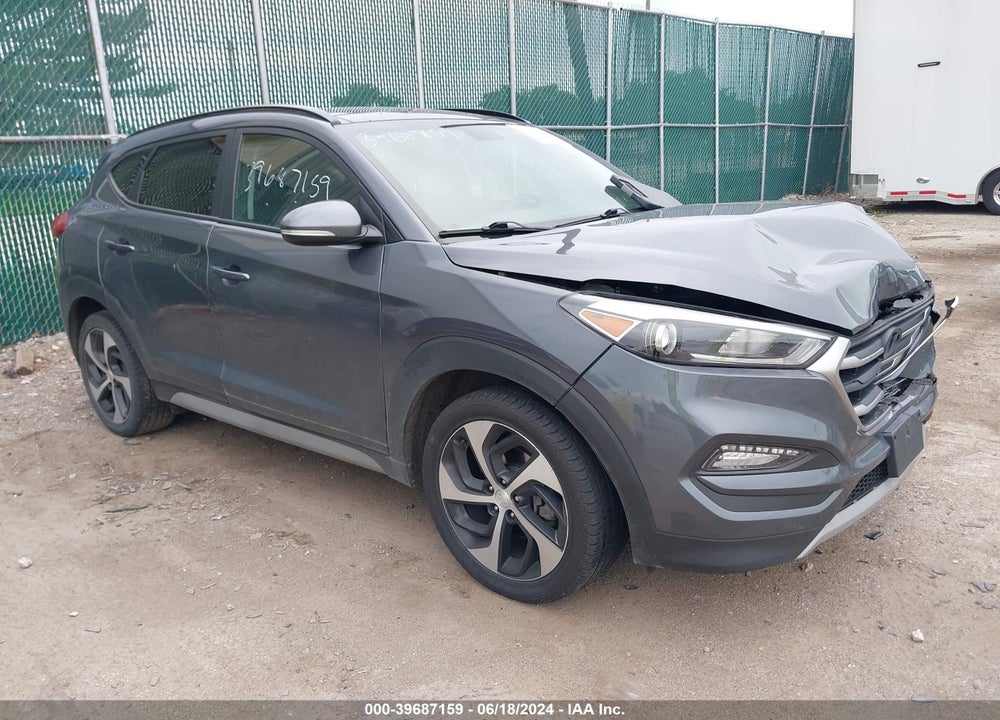 2018 HYUNDAI TUCSON VALUE VIN: KM8J33A28JU836657