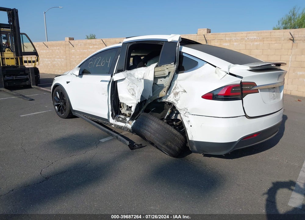 2021 TESLA MODEL X LONG RANGE DUAL MOTOR ALL-WHEEL DRIVE/LONG RANGE PLUS DUAL MOTOR ALL-WHEEL DRIVE VIN: 5YJXCBE21MF320351