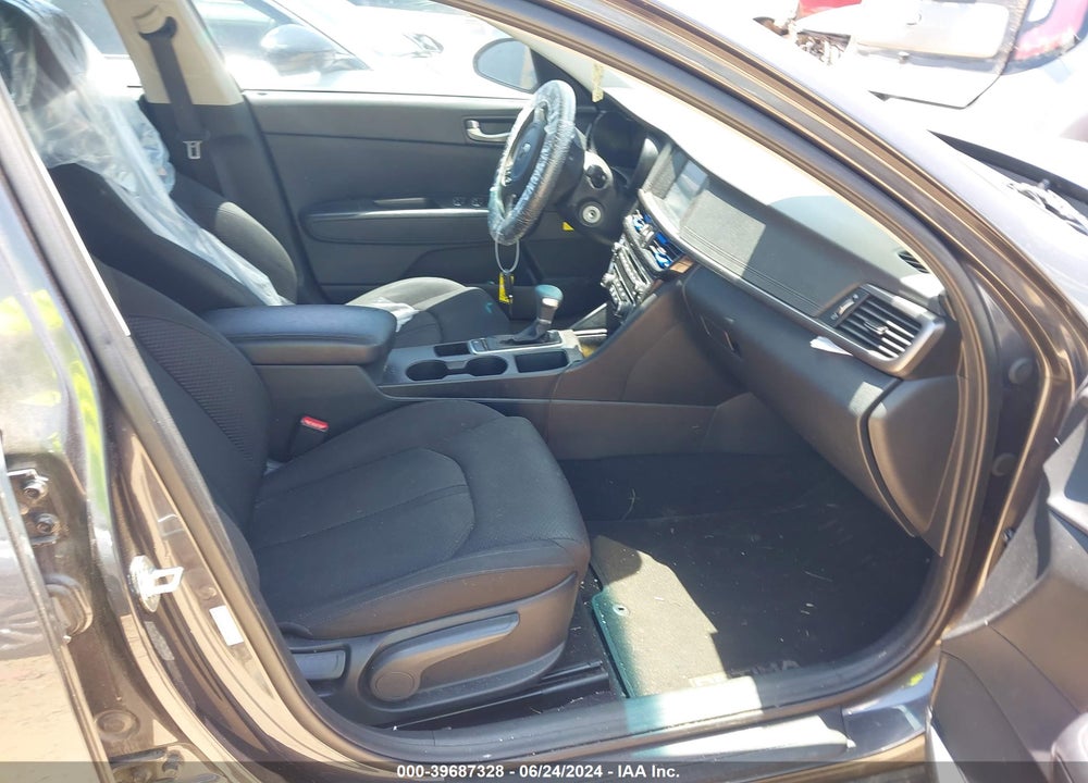2018 KIA OPTIMA LX VIN: KNAGT4L36J5211093