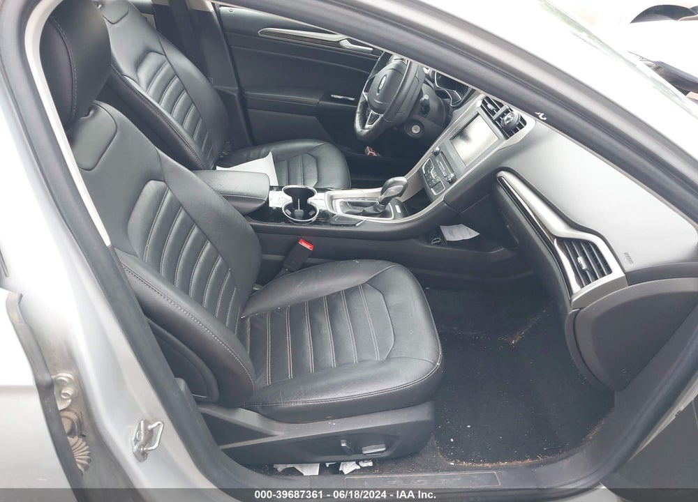 2016 FORD FUSION SE VIN: 3FA6P0HD1GR239862