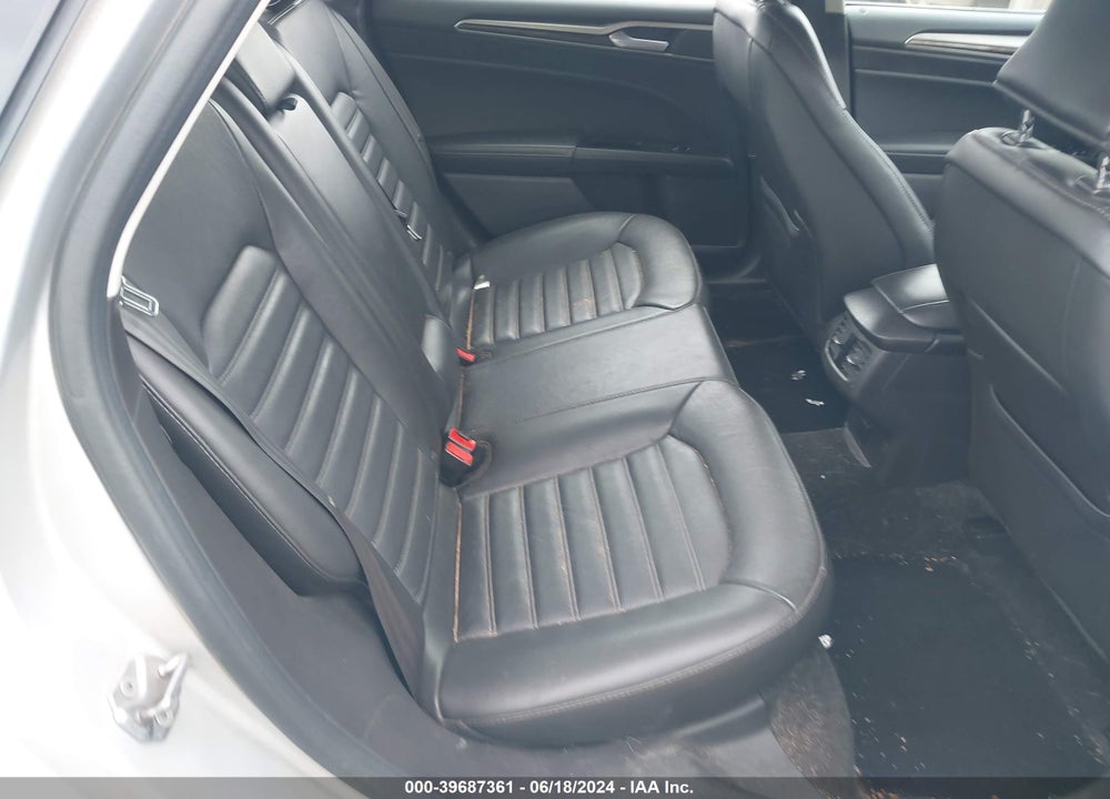 2016 FORD FUSION SE VIN: 3FA6P0HD1GR239862
